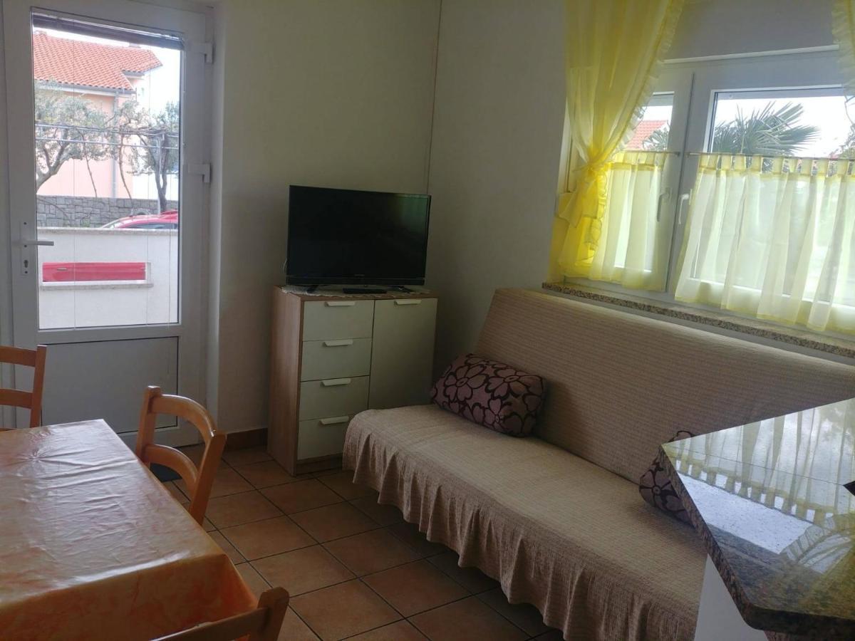 Apartments With A Parking Space Kornic, Krk - 5306 Zewnętrze zdjęcie